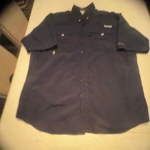 Columbia navy blue in good condition size XL
